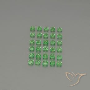 Gemme di Granato Tsavorite Verde medio naturale da 2.80 ct, Quadrato, VVS-VS