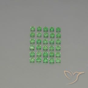 Gemme di Granato Tsavorite Verde elettrico naturale da 2.36 ct, Quadrato, VVS-VS