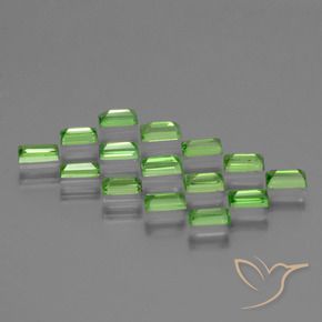 Gemme di Granato Tsavorite Verde acceso naturale da 1.82 ct, Taglio a baguette, VS