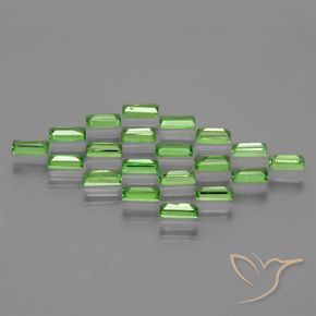Gemme di Granato Tsavorite Verde acceso naturale da 2.08 ct, Taglio a baguette, VS
