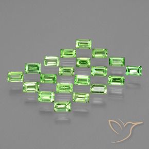Gemme di Granato Tsavorite Verde acceso naturale da 1.95 ct, Taglio a baguette, VS