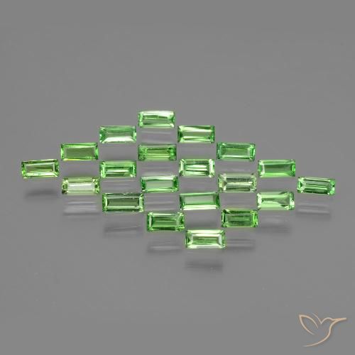 1.98ctw Naturale Verde acceso Granato Tsavorite, Taglio a baguette, VS