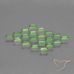 Gemme di Granato Tsavorite Verde acceso naturale da 1.98 ct, Taglio a baguette, VS