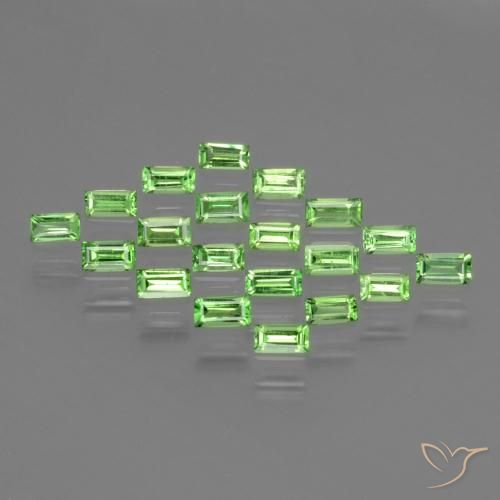 1.18ctw Naturale Verde acceso Granato Tsavorite, Taglio a baguette, VS
