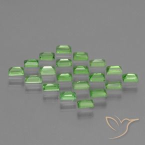 Gemme di Granato Tsavorite Verde acceso naturale da 1.66 ct, Taglio a baguette, VS