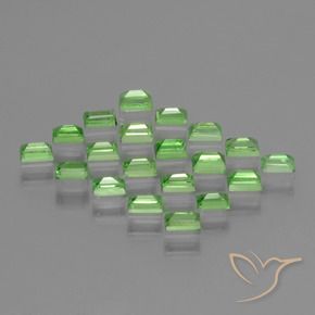 Gemme di Granato Tsavorite Verde acceso naturale da 1.73 ct, Taglio a baguette, VS
