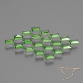 Gemme di Granato Tsavorite Verde acceso naturale da 1.33 ct, Taglio a baguette, VS