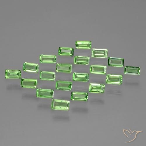 Gemme di Granato Tsavorite Verde acceso naturale da 1.08 ct, Taglio a baguette, VS