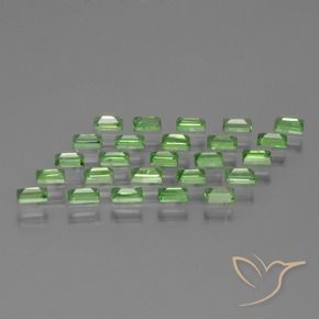 Gemme di Granato Tsavorite Verde acceso naturale da 1.89 ct, Taglio a baguette, VS