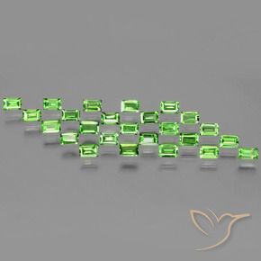 Gemme di Granato Tsavorite Verde acceso naturale da 2.38 ct, Taglio a baguette, VS
