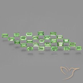 Gemme di Granato Tsavorite Verde acceso naturale da 1.81 ct, Taglio a baguette, VS