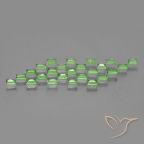 Gemme di Granato Tsavorite Verde acceso naturale da 1.81 ct, Taglio a baguette, VS
