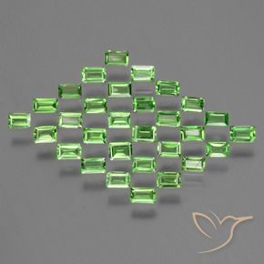 Gemme di Granato Tsavorite Verde acceso naturale da 1.89 ct, Taglio a baguette, VS