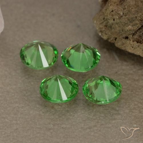 Gemme di Granato Tsavorite Verde acceso naturale da 0.91 ct, Rotondo, VS