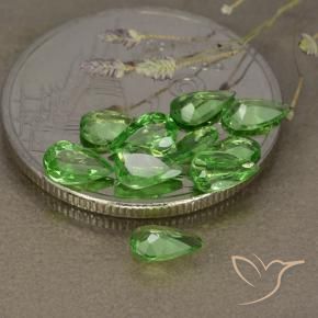 Gemme di Granato Tsavorite Verde medio naturale da 1.54 ct, Forma a pera, VS