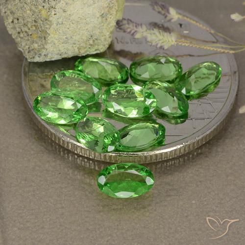 1.93ctw Naturale Verde brillante Granato Tsavorite, Ovale, VS