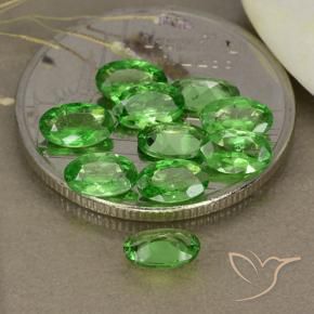 Gemme di Granato Tsavorite Verde brillante naturale da 2.33 ct, Ovale, VS