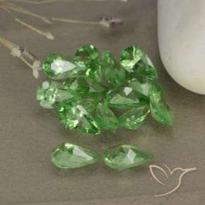 Gemme di Granato Tsavorite Verde medio naturale da 3.30 ct, Forma a pera, VS