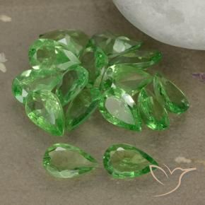 Gemme di Granato Tsavorite Verde acceso naturale da 2.81 ct, Forma a pera, VS
