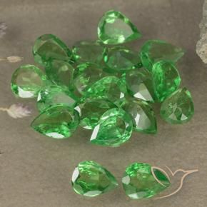 Gemme di Granato Tsavorite Luminoso verde foresta naturale da 2.48 ct, Forma a pera, VS