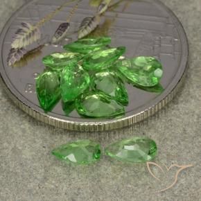 Gemme di granato tsavorite verde medio naturale da 1,72 ct, taglio a pera, VS