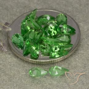 Gemme di Granato Tsavorite Verde brillante naturale da 4.34 ct, Forma a pera, VS