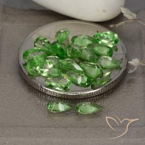 Gemme di Granato Tsavorite Verde acceso naturale da 3.04 ct, Forma a pera, VS