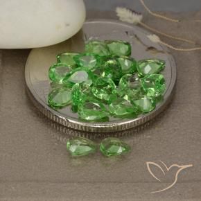 Gemme di Granato Tsavorite Verde acceso naturale da 2.48 ct, Forma a pera, VS