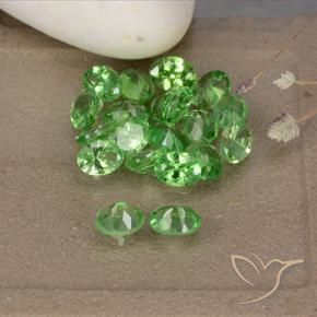 Gemme di Granato Tsavorite Verde medio naturale da 3.77 ct, Ovale, VS