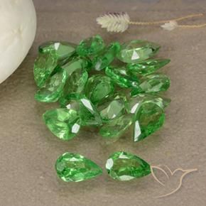 Gemme di Granato Tsavorite Verde medio naturale da 3.30 ct, Forma a pera, VS