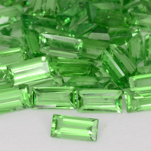 Granato Tsavorite Verde acceso naturale da 0.11 ct, Taglio a baguette, VS