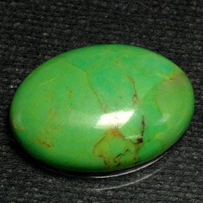 Turchese naturale verde da 6,57 ct, taglio ovale, opaco