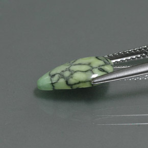 Turchese naturale verde da 2,02 ct, taglio a pera, opaco