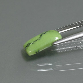 Turchese naturale verde da 1,26 ct, baguette, opaco