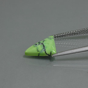 Turchese naturale verde da 1,54 ct, trillion, opaco