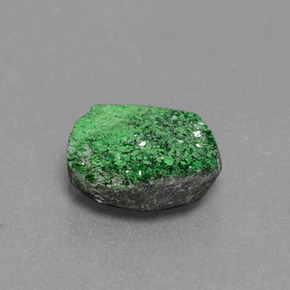 Uvarovite Granato Drusy Verde naturale da 2.39 ct, Forma fantasia, Opaco