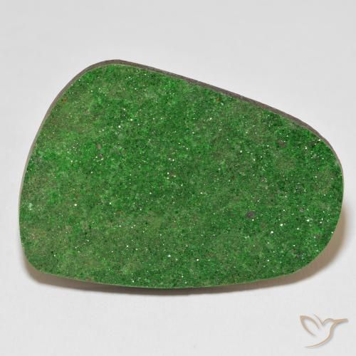 Uvarovite Granato Drusy Verde brillante naturale da 77.73 ct, Taglio a fantasia, Opaco