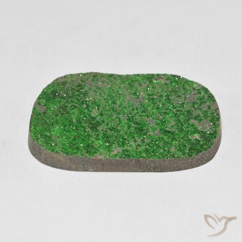 Uvarovite Granato Drusy Verde intenso naturale da 55.46 ct, Taglio a fantasia, Opaco