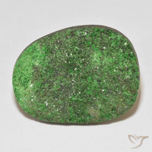 47.54ct Naturale Verde medio Uvarovite Granato Drusy, Taglio a fantasia, Opaco