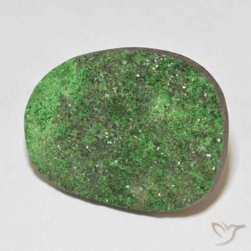 Uvarovite Granato Drusy Verde medio naturale da 47.54 ct, Taglio a fantasia, Opaco