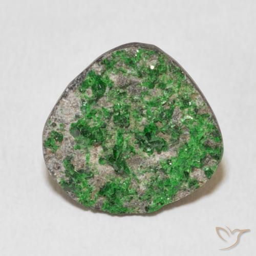 9.44ct Naturale Deep Earthy Green Uvarovite Granato Drusy, Taglio a fantasia, Opaco