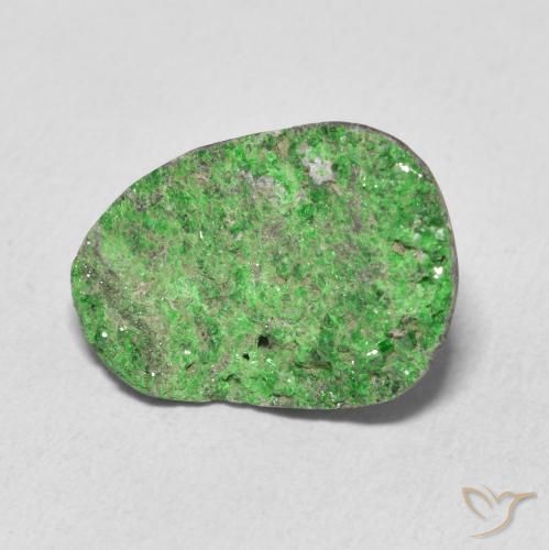 Uvarovite Granato Drusy Verde naturale da 10.99 ct, Taglio a fantasia, Opaco