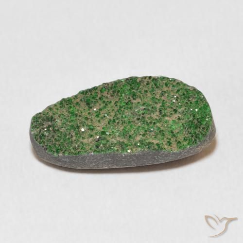Uvarovite Granato Drusy Verde Pino naturale da 11.62 ct, Taglio a fantasia, Opaco