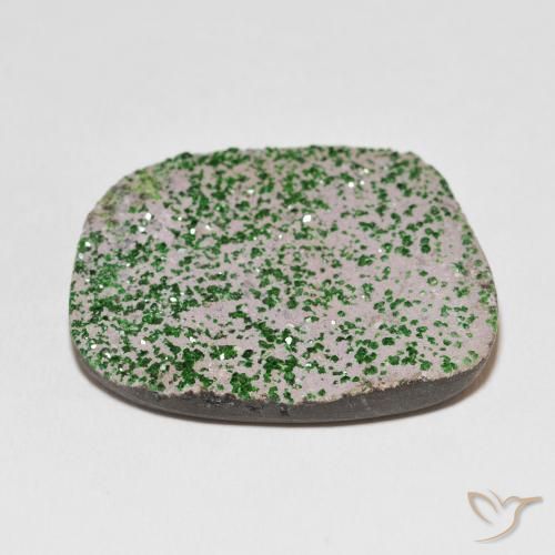 Uvarovite Granato Drusy Verde Salvia Chiaro naturale da 73.43 ct, Taglio a fantasia, Opaco