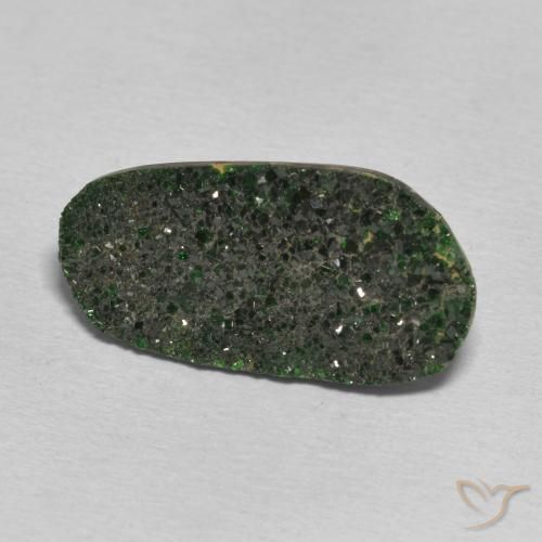 Uvarovite Granato Drusy Verde marroncino naturale da 13.62 ct, Taglio a fantasia, Opaco