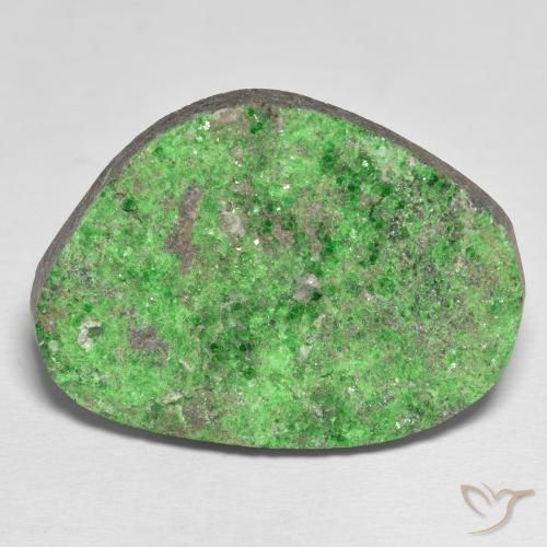 48.09ct Naturale Verde medio Uvarovite Granato Drusy, Taglio a fantasia, Opaco