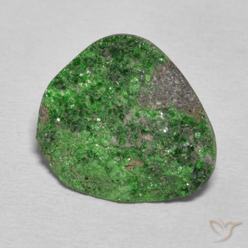 Uvarovite Granato Drusy Verde scuro naturale da 12.59 ct, Taglio a fantasia, Opaco