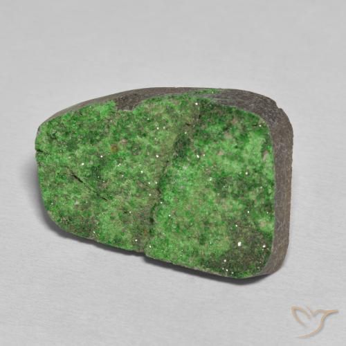 Uvarovite Granato Drusy Verde Pino naturale da 37.20 ct, Taglio a fantasia, Opaco