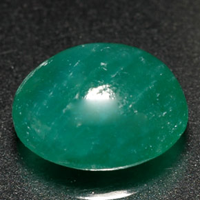 Verdite naturale verde da 1,98 ct, taglio ovale, traslucido