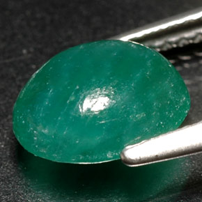 Verdite naturale verde da 1,98 ct, taglio ovale, traslucido